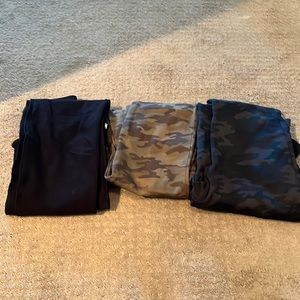 EUC Spanx seamless leggings